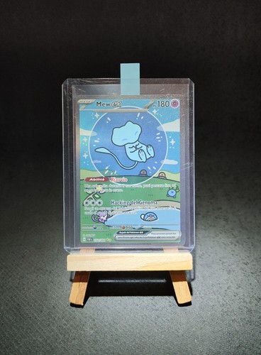 Carta pokémon mew - mew, bolla